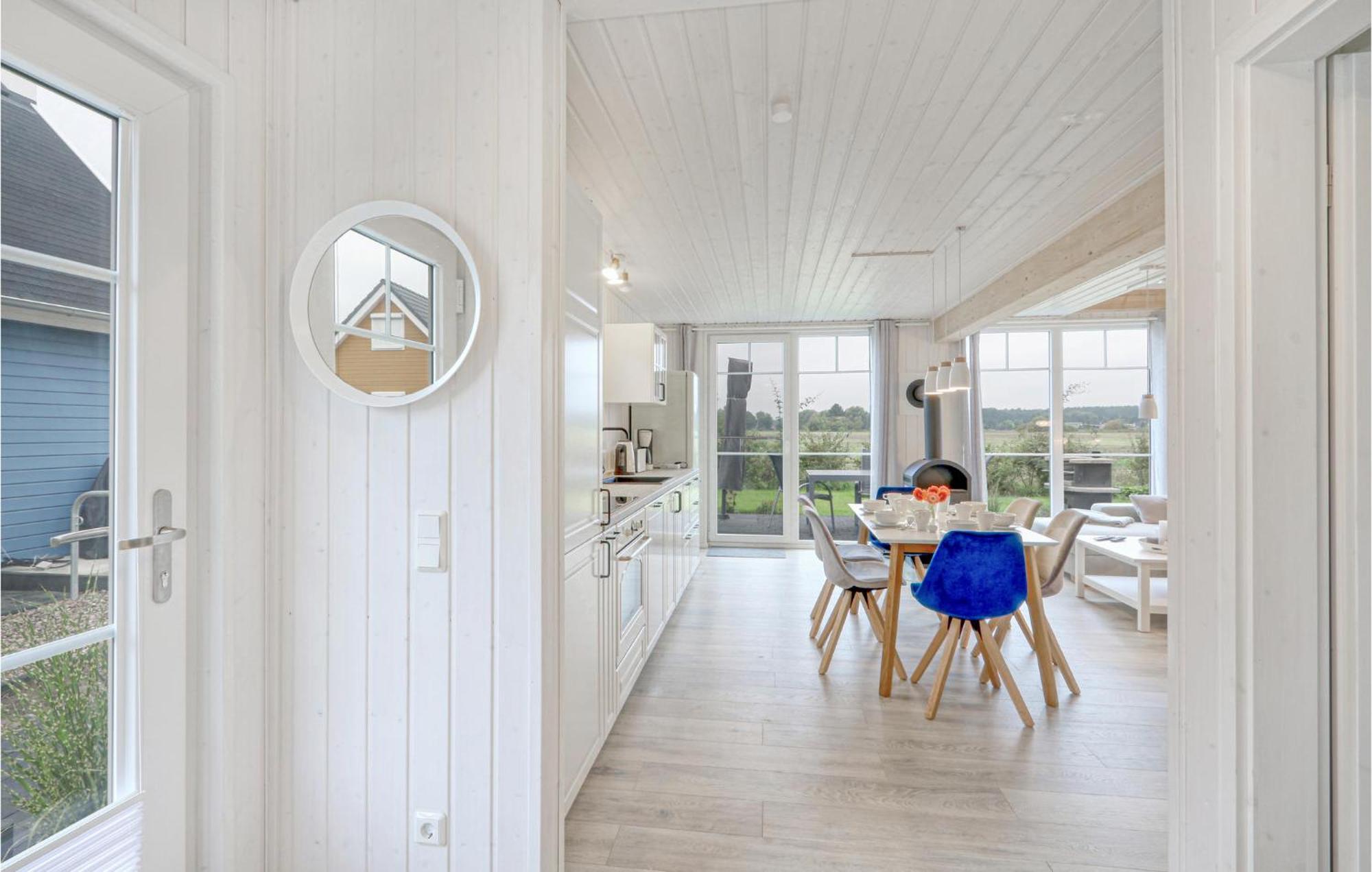 Stunning home in Zerpenschleuse with 2 Bedrooms&WiFi Exterior foto